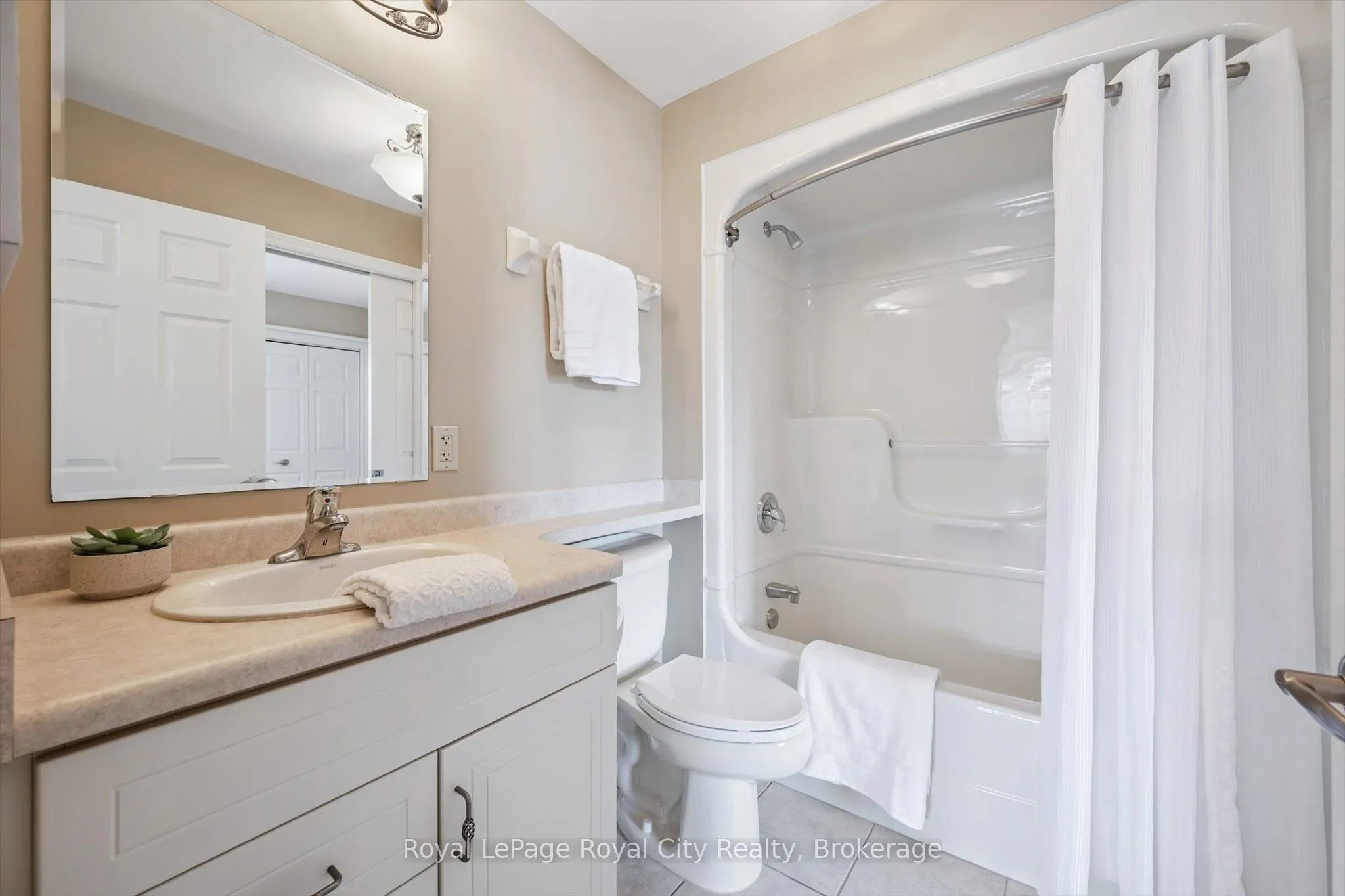 71 Bayberry Drive, #D205