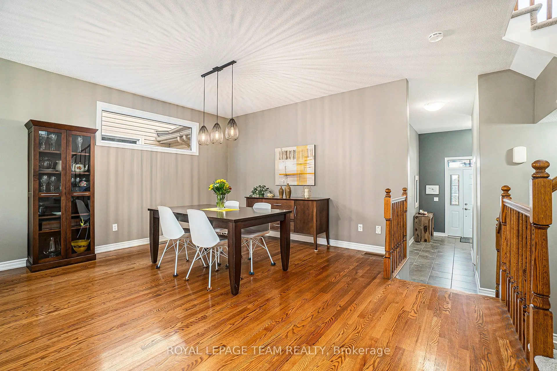 369 Glenbrae Avenue
