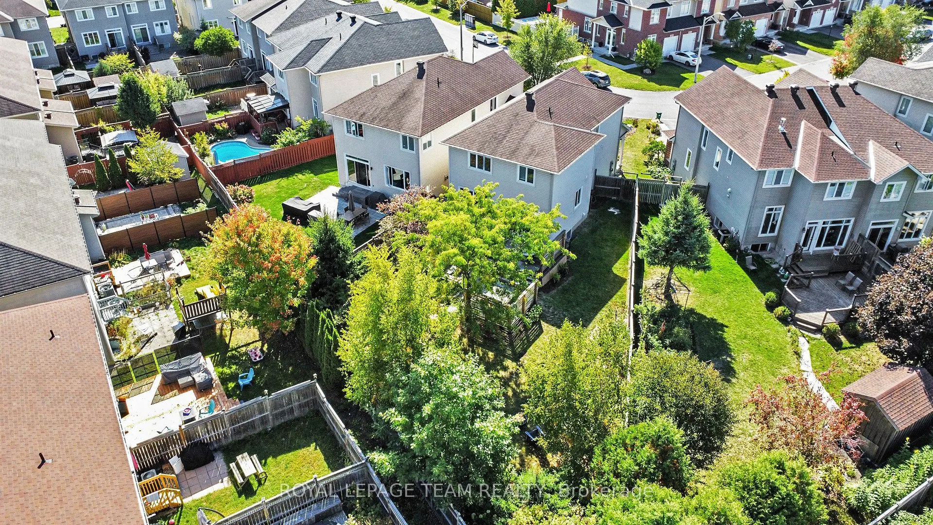 369 Glenbrae Avenue
