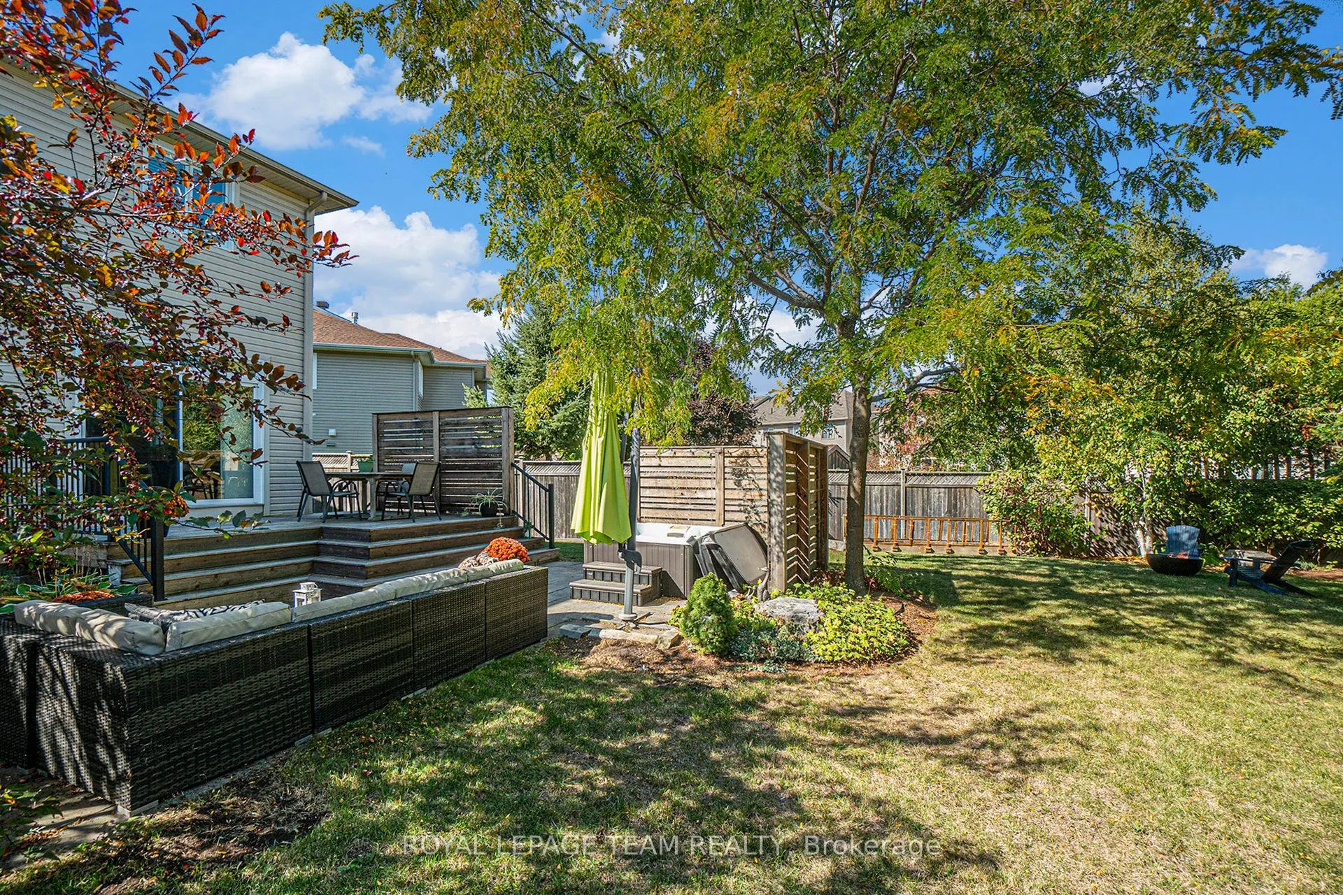 369 Glenbrae Avenue