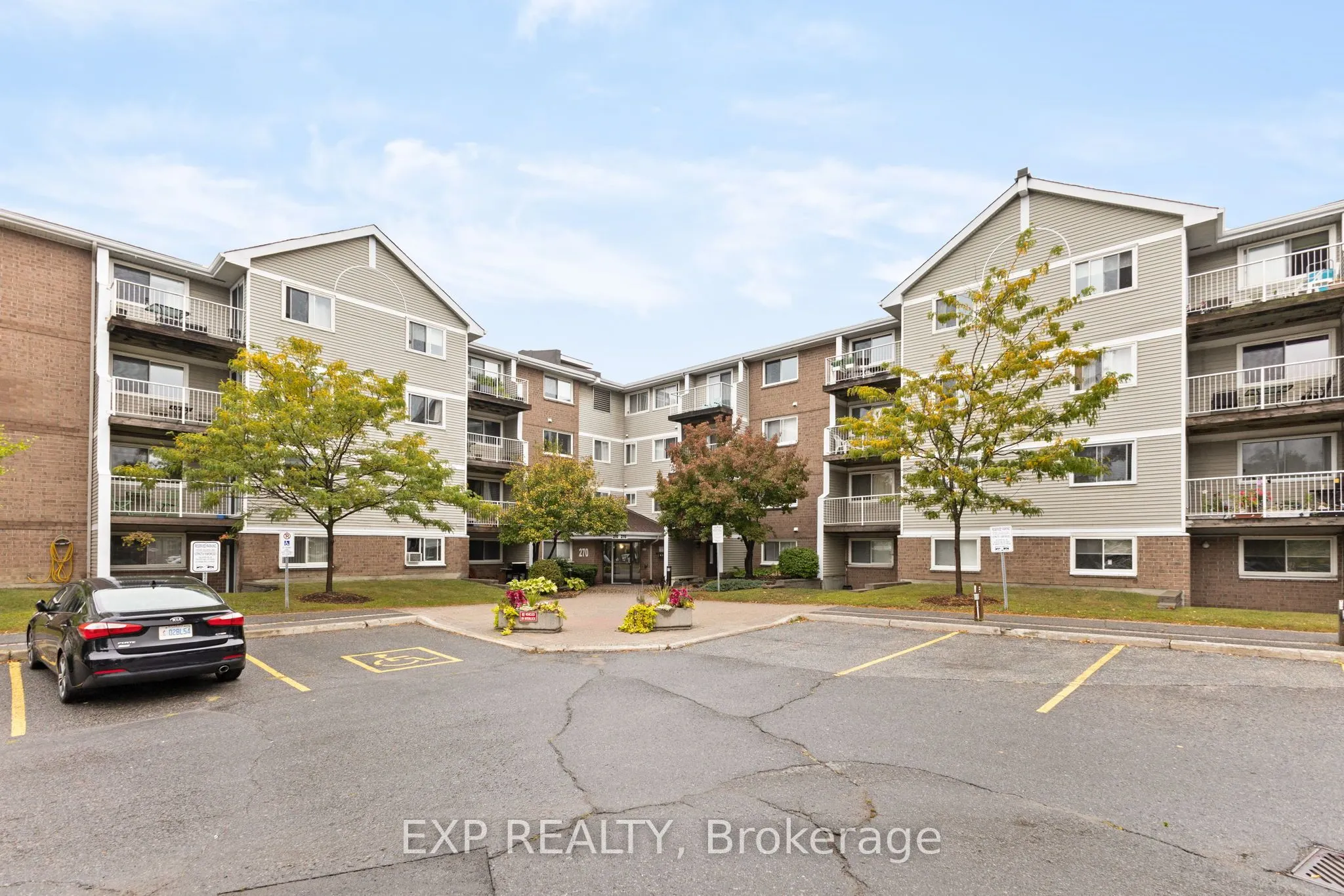 270 Brittany Drive, #304