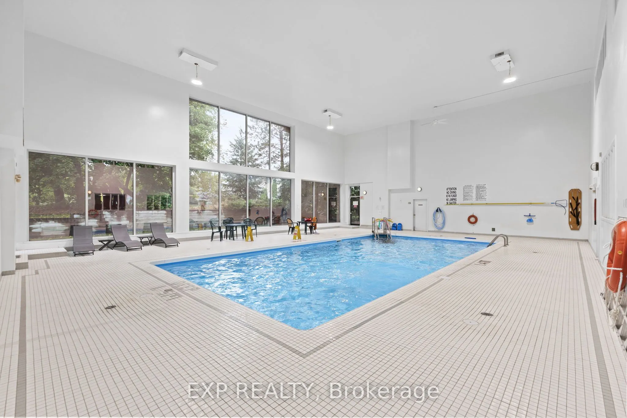 270 Brittany Drive, #304