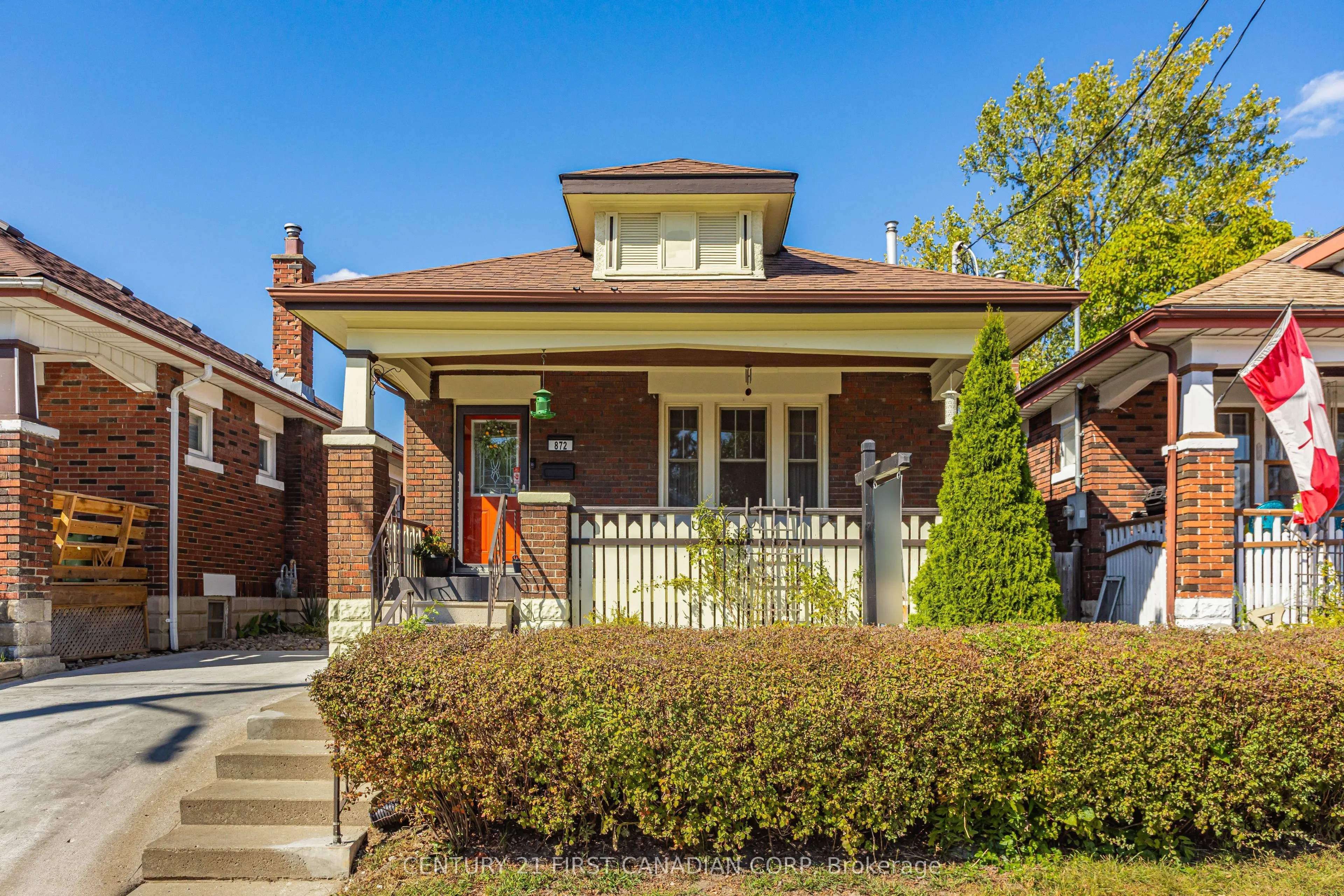 872 Lovett Street