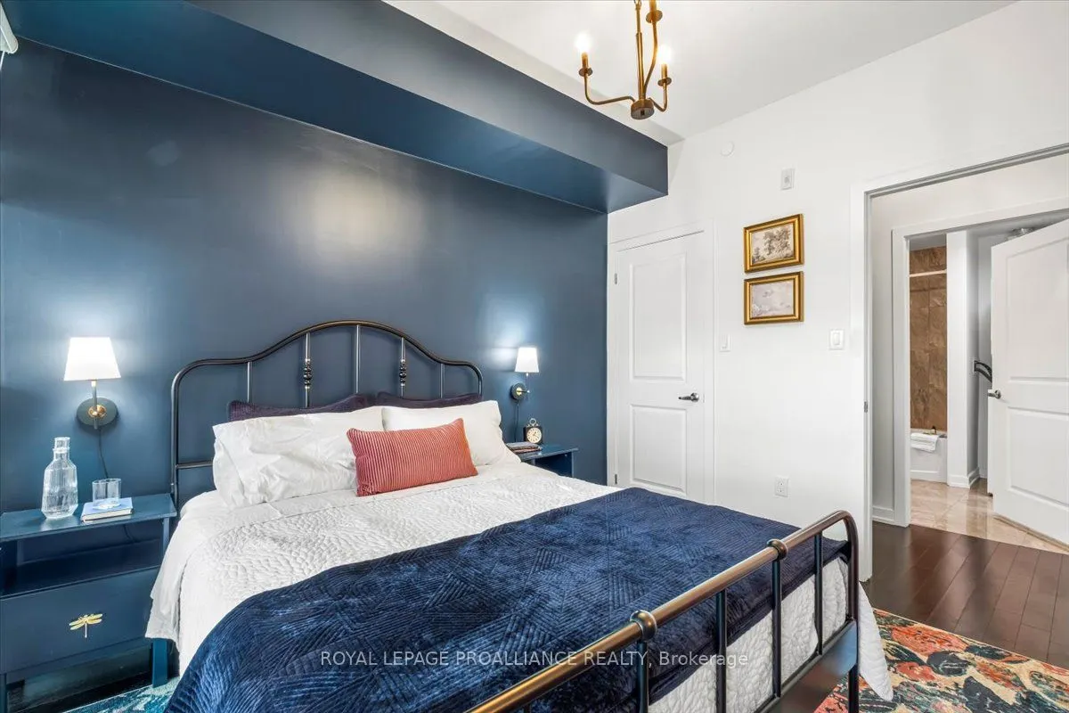 125 Shoreview Place, #239
