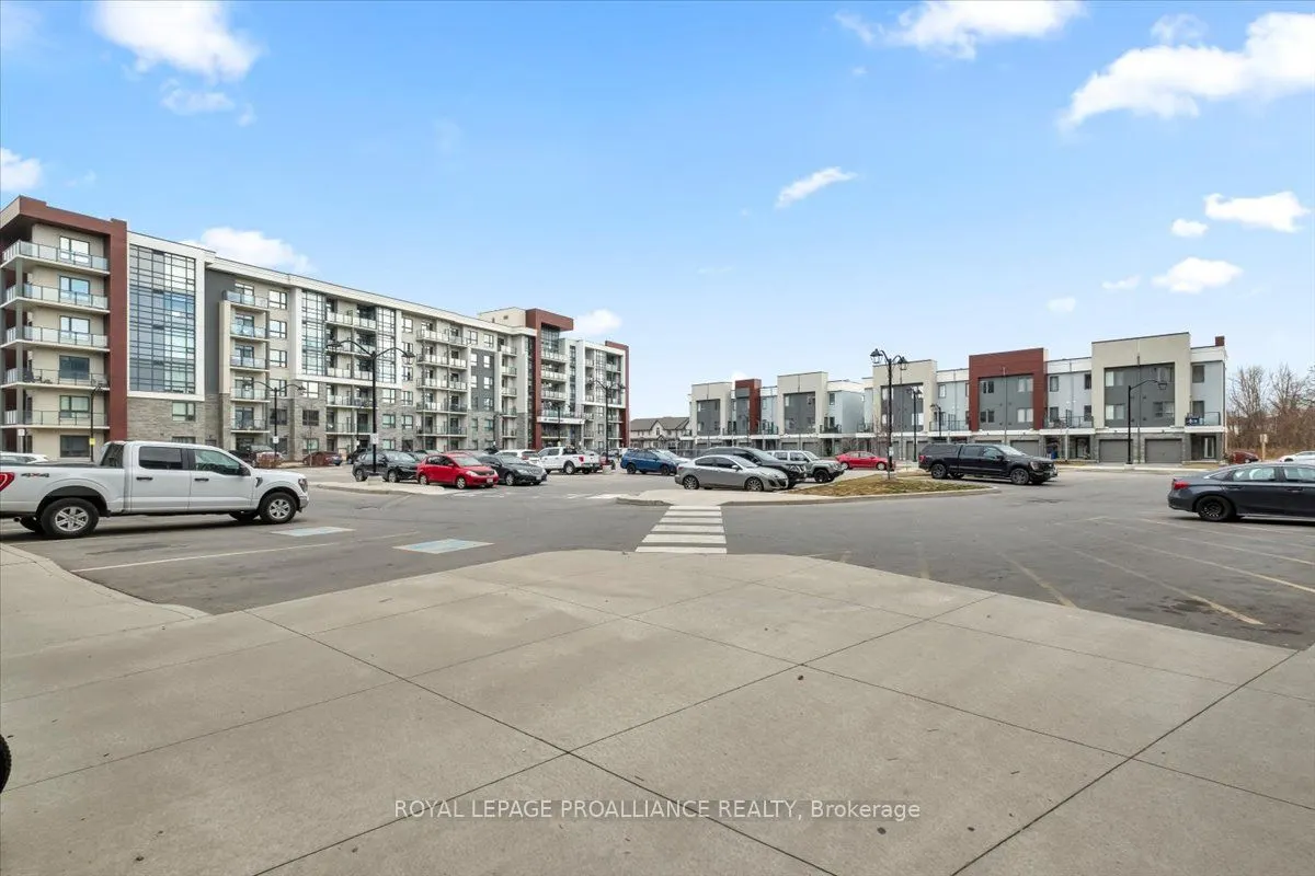 125 Shoreview Place, #239