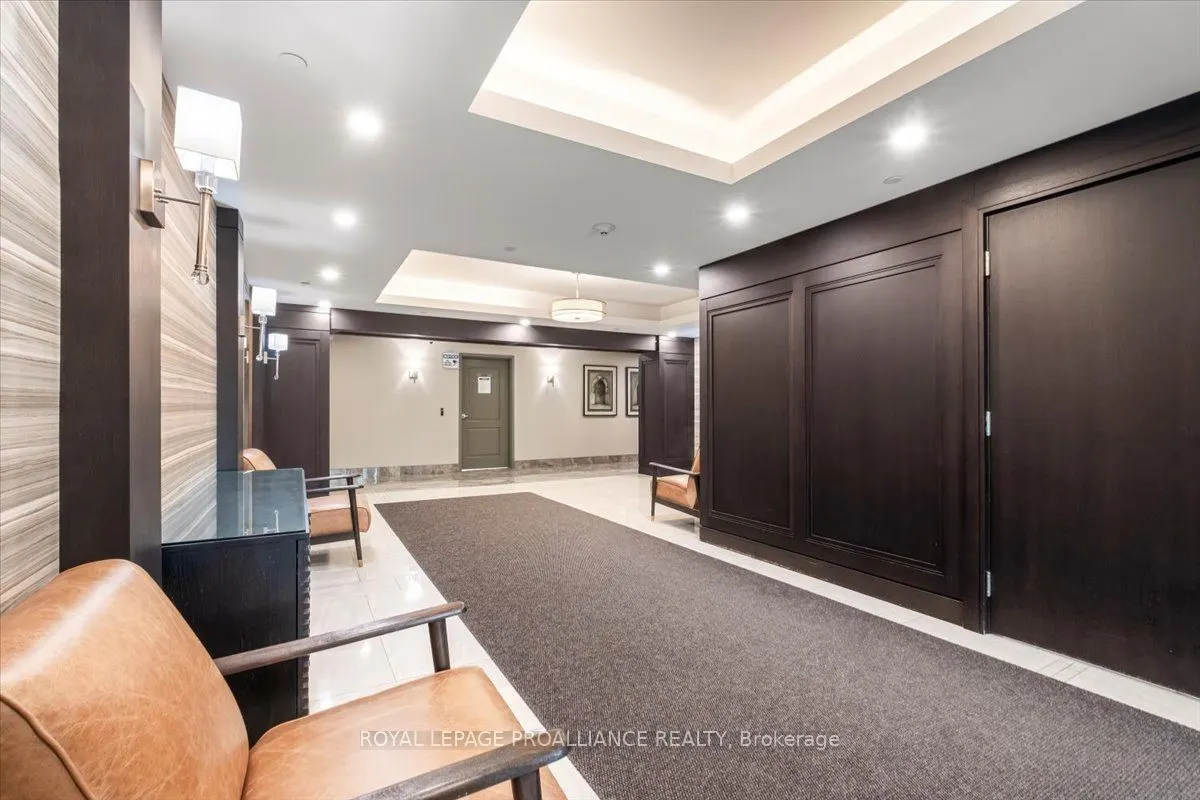 125 Shoreview Place, #239