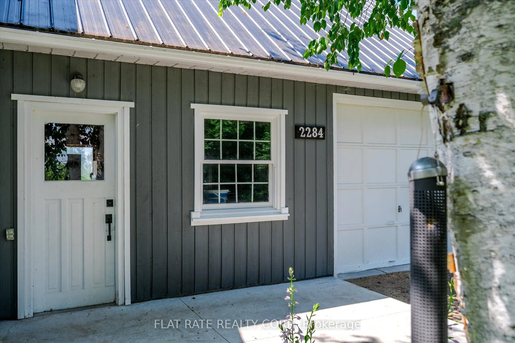 2284 LANCASTER Road