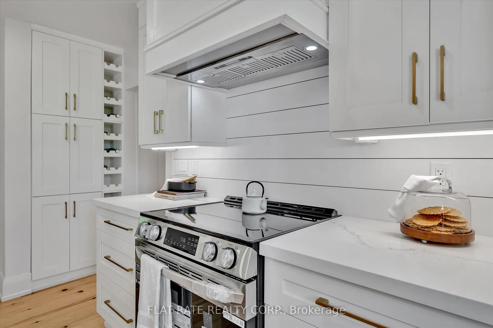 2284 LANCASTER Road