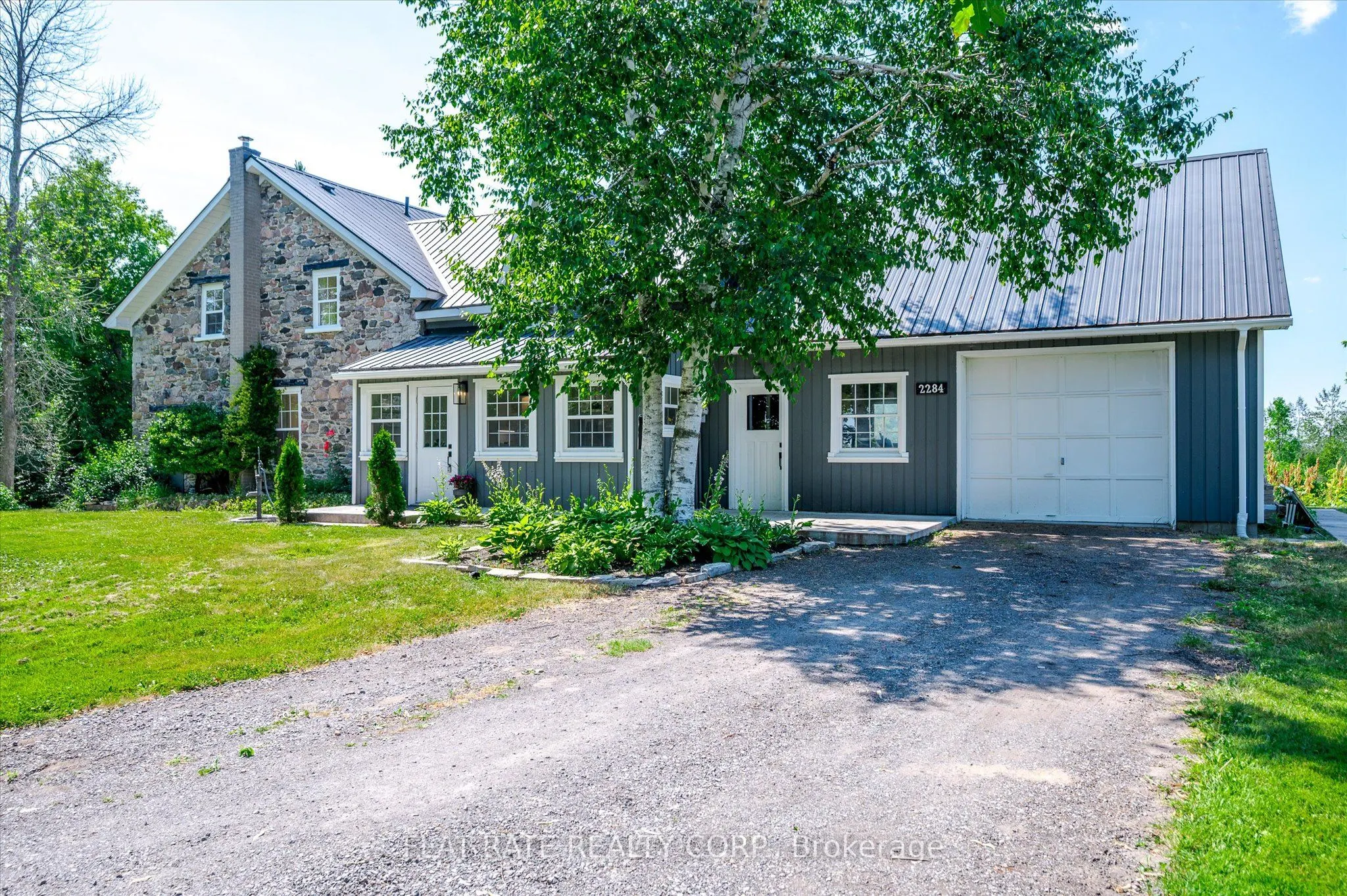 2284 LANCASTER Road