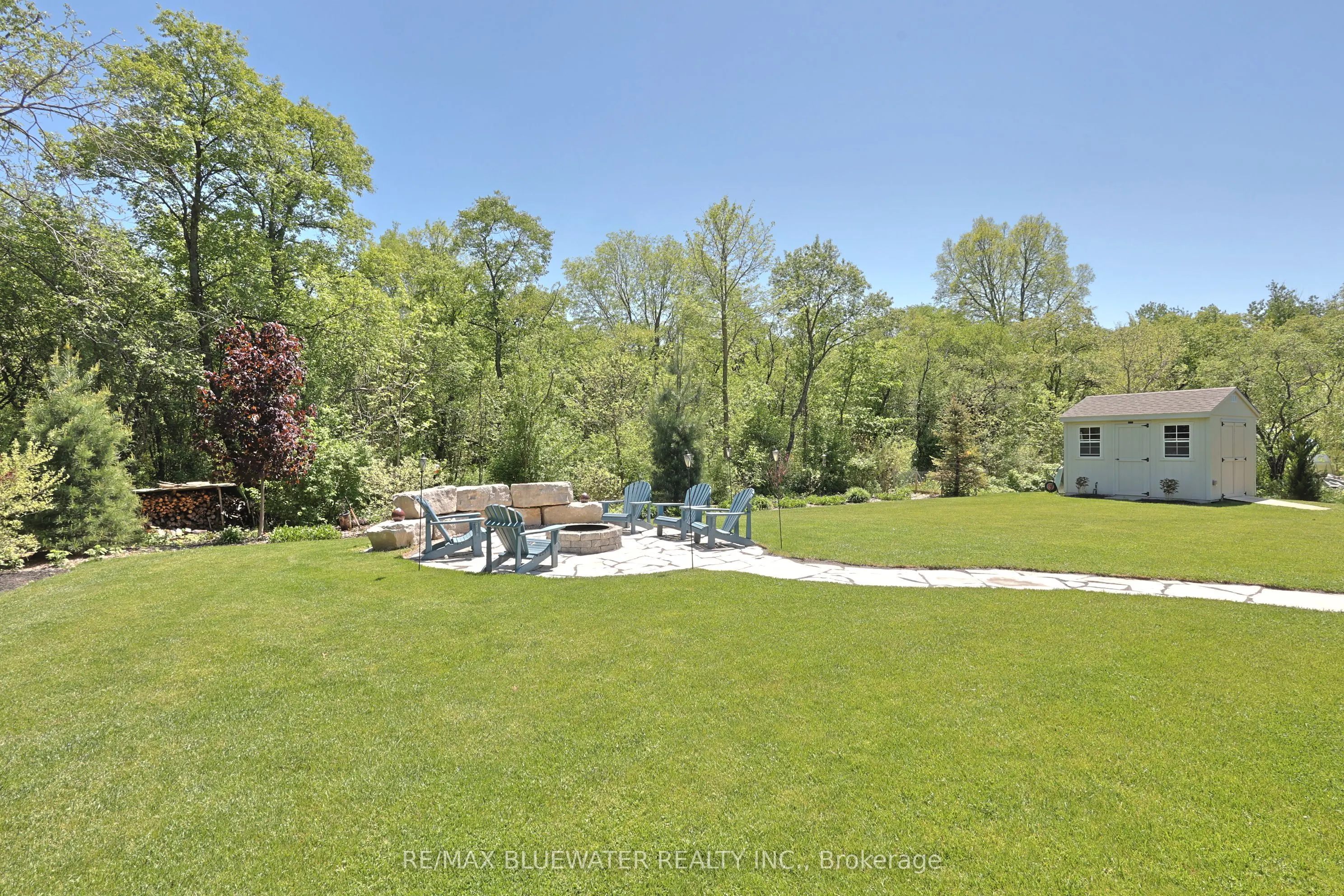 8437 Goosemarsh Line