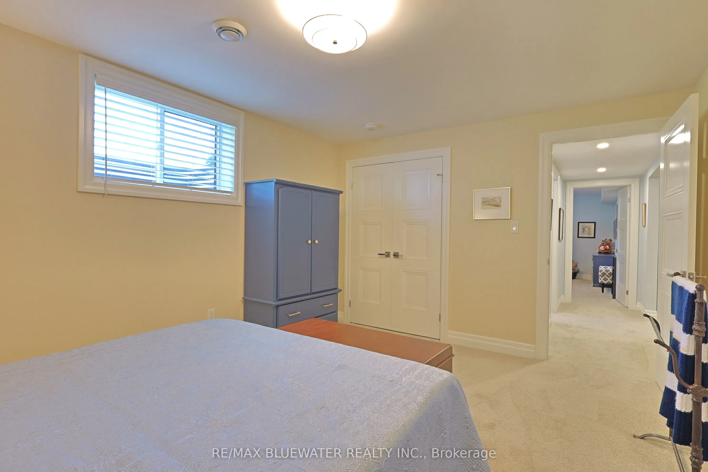 8437 Goosemarsh Line