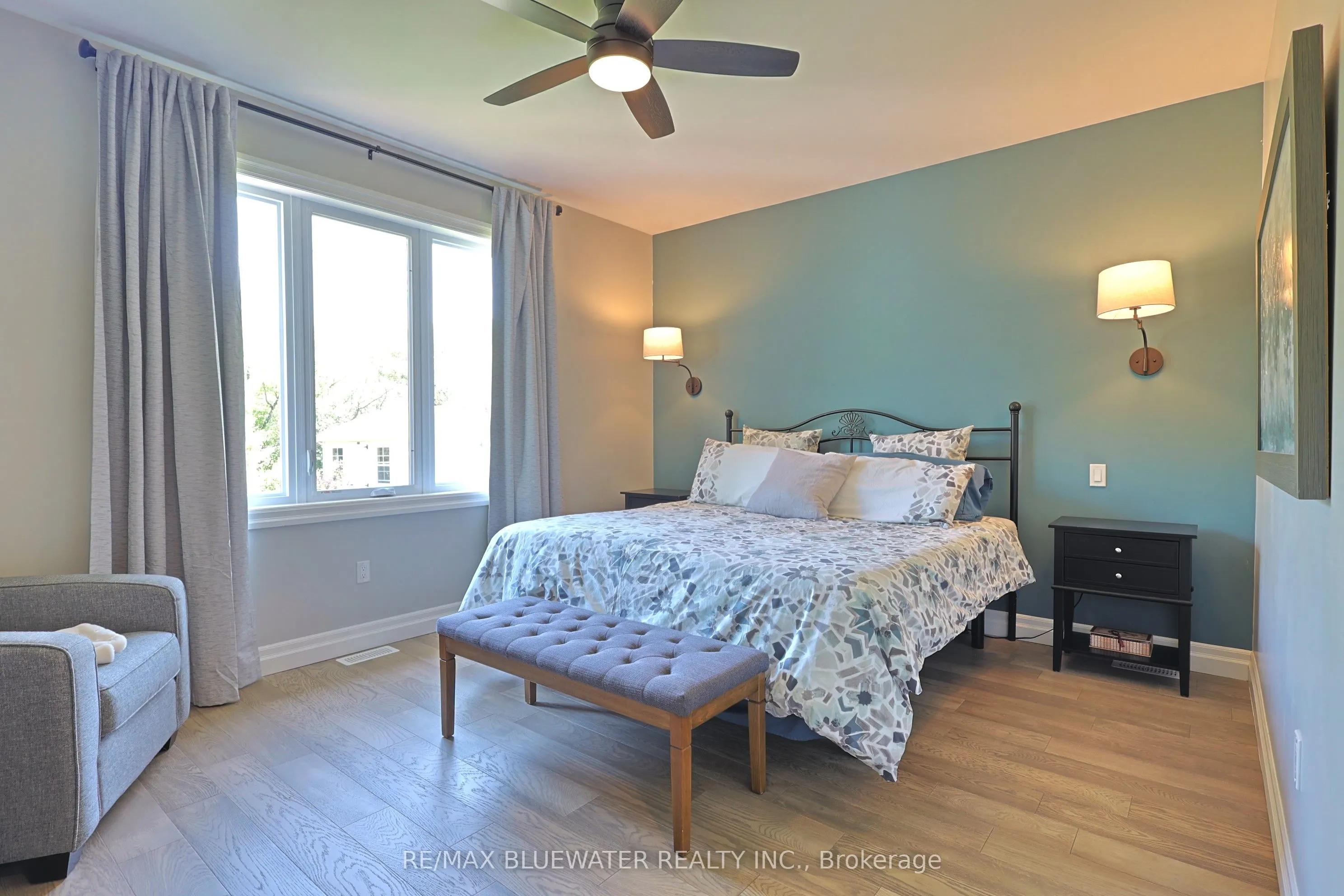 8437 Goosemarsh Line