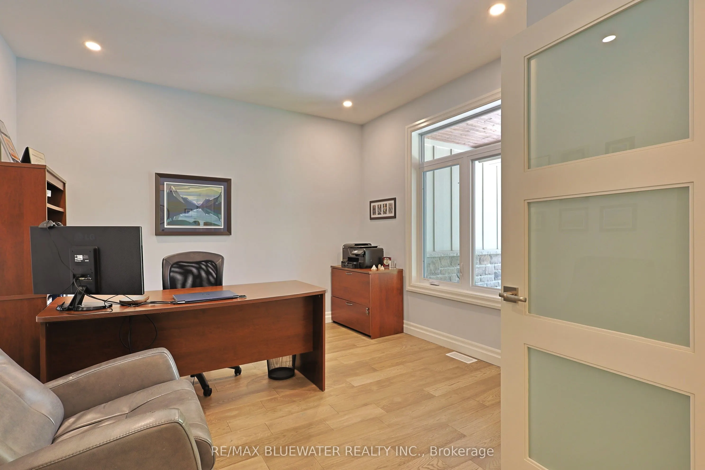 8437 Goosemarsh Line