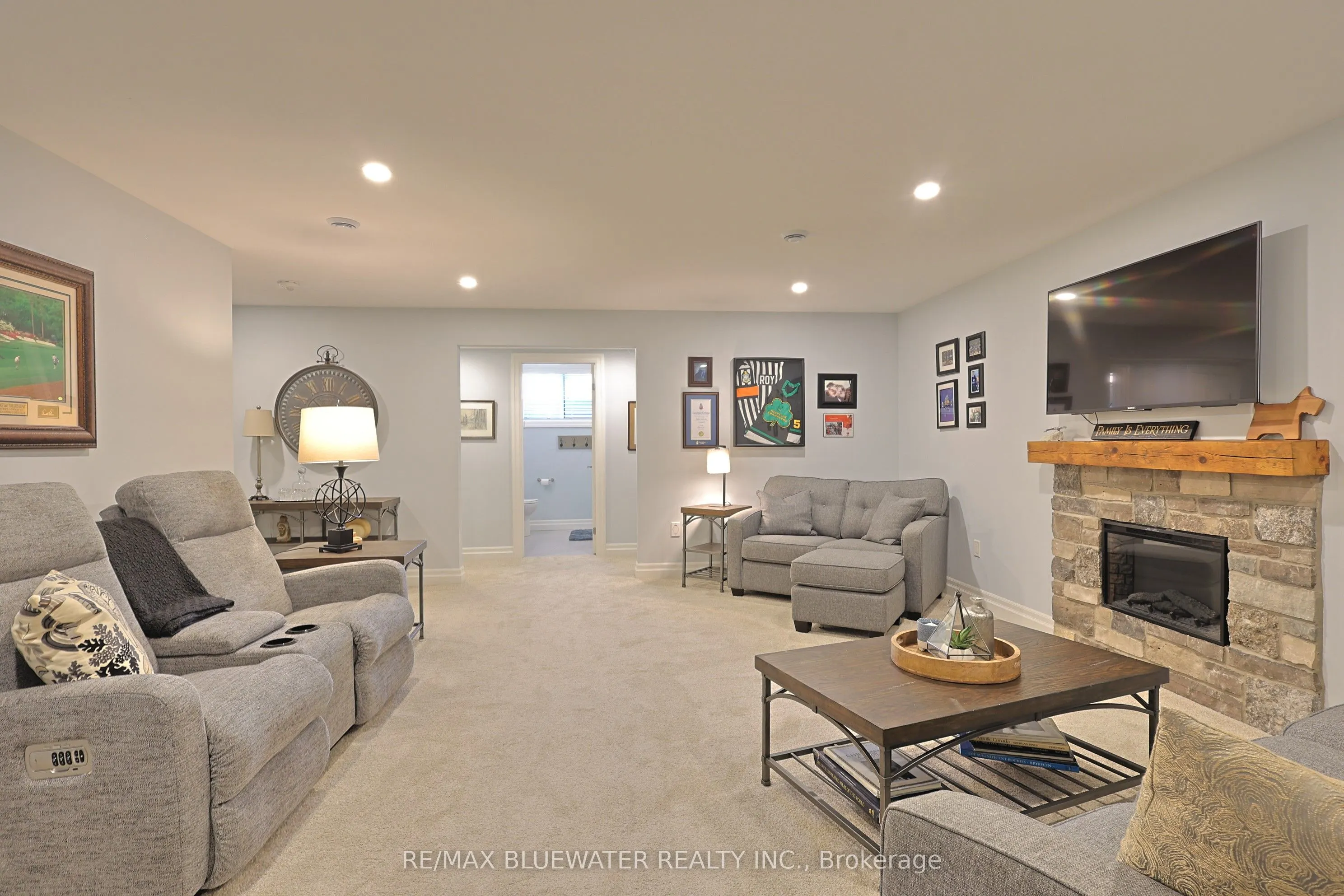 8437 Goosemarsh Line