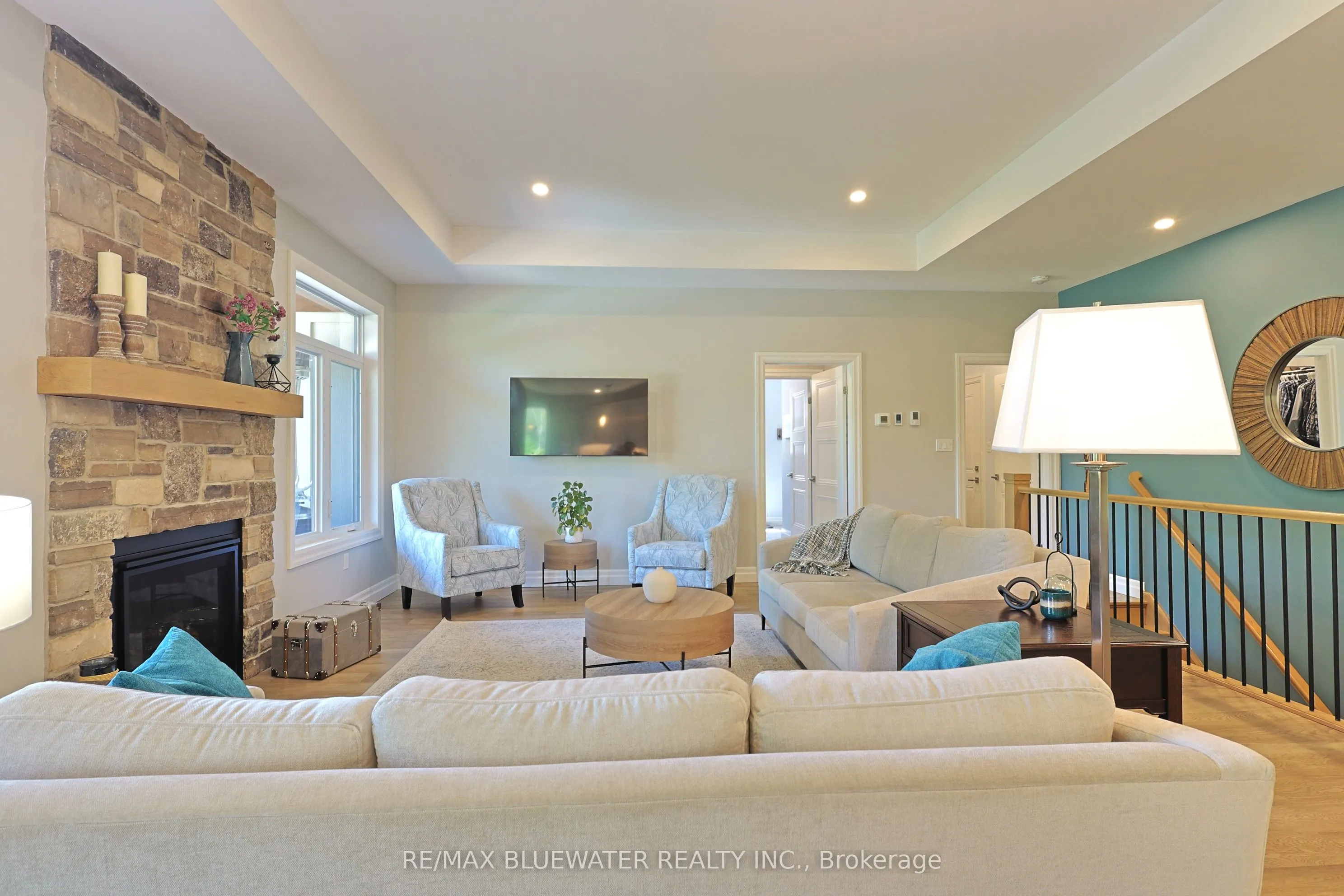 8437 Goosemarsh Line