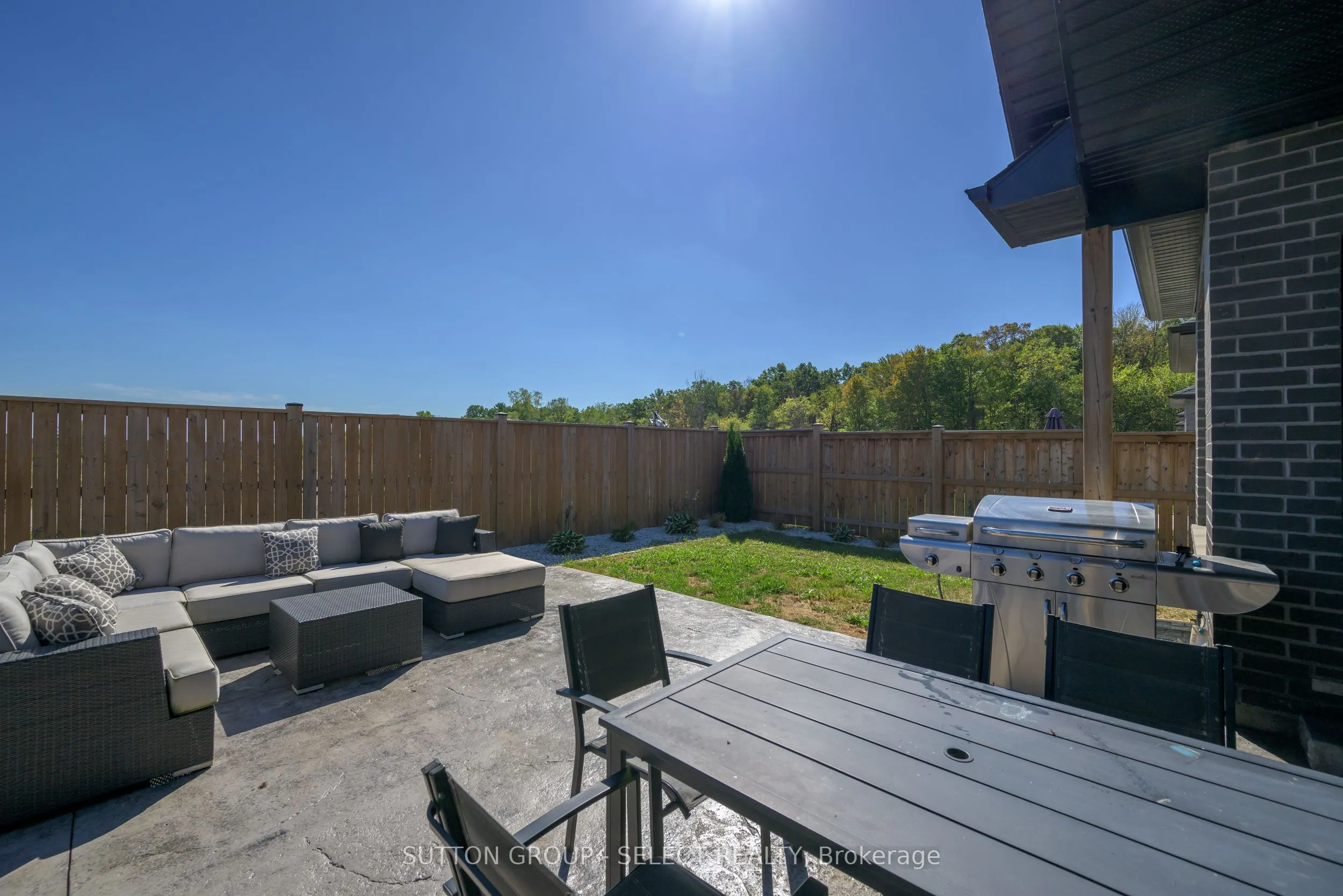 383 Daventry Way, #77