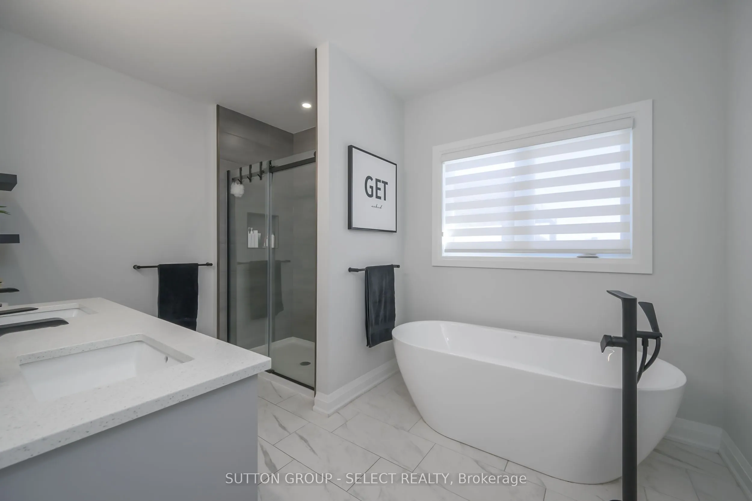 383 Daventry Way, #77