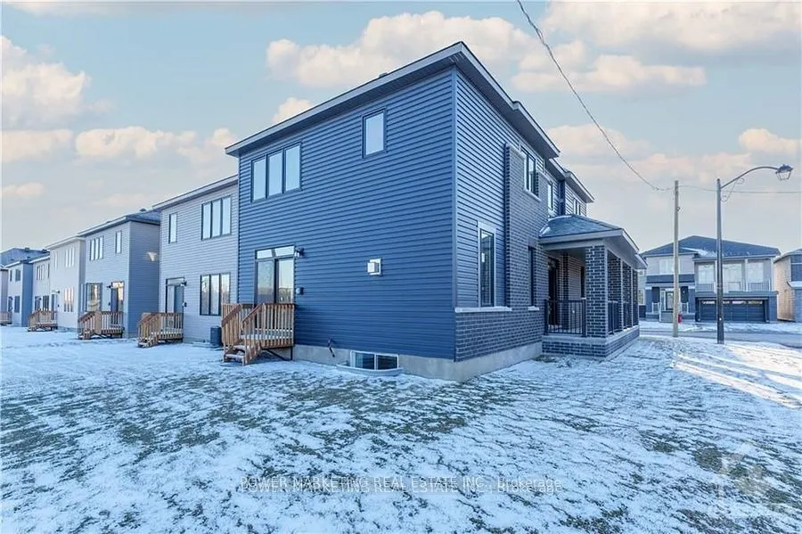 900 ATHENRY Court