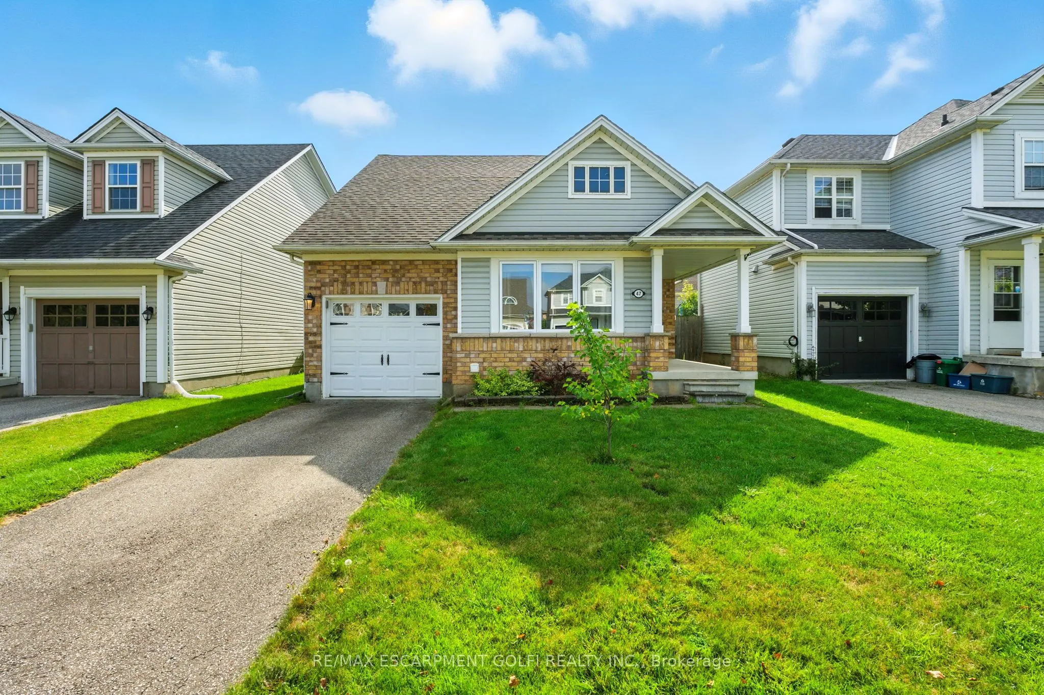 47 GAYDON Way