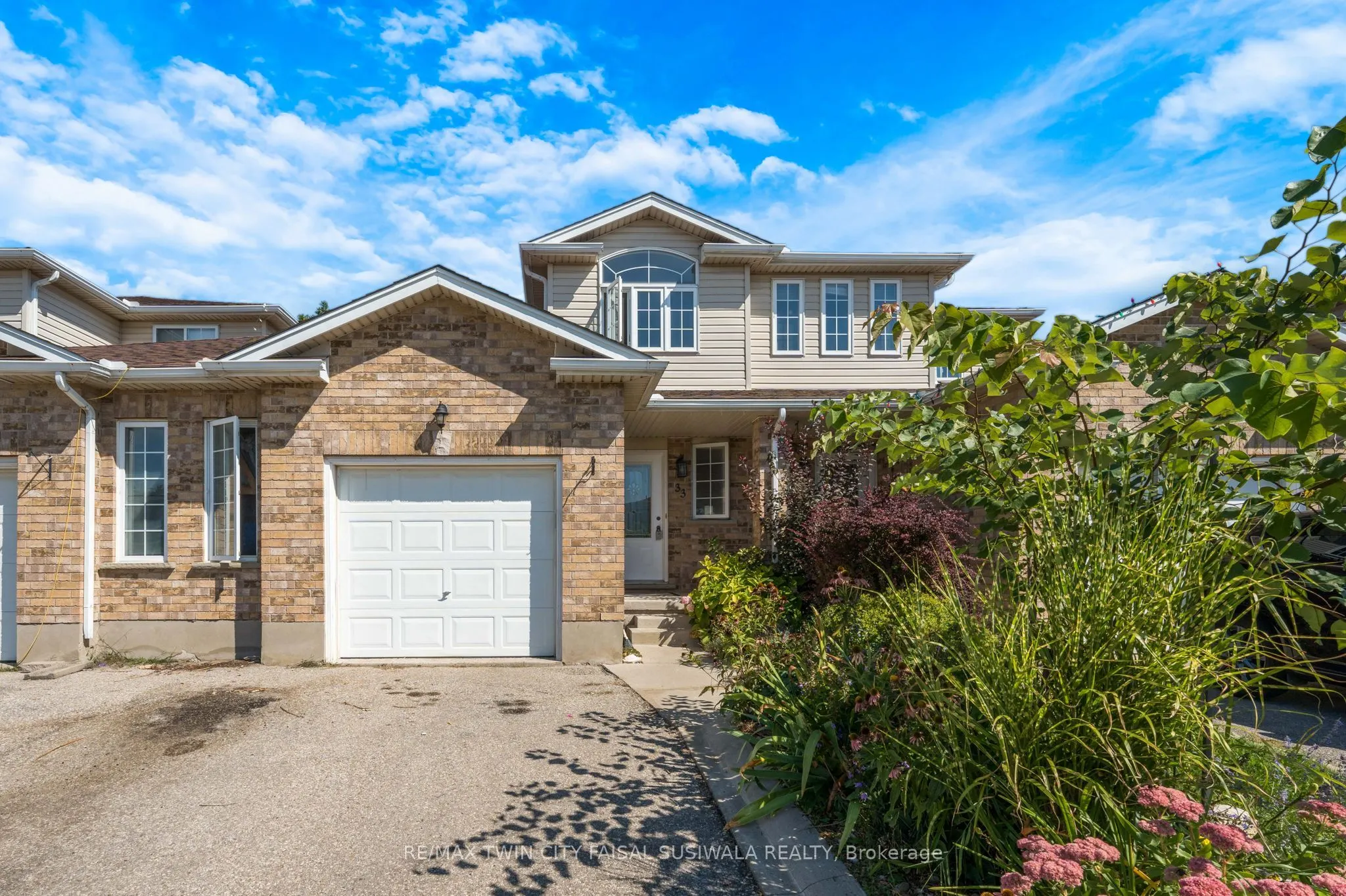 33 Critcher Avenue