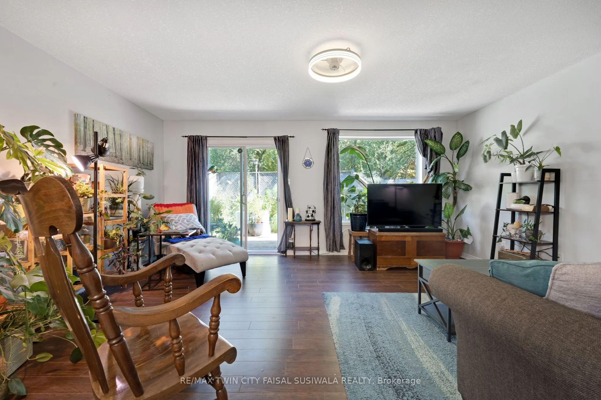 33 Critcher Avenue