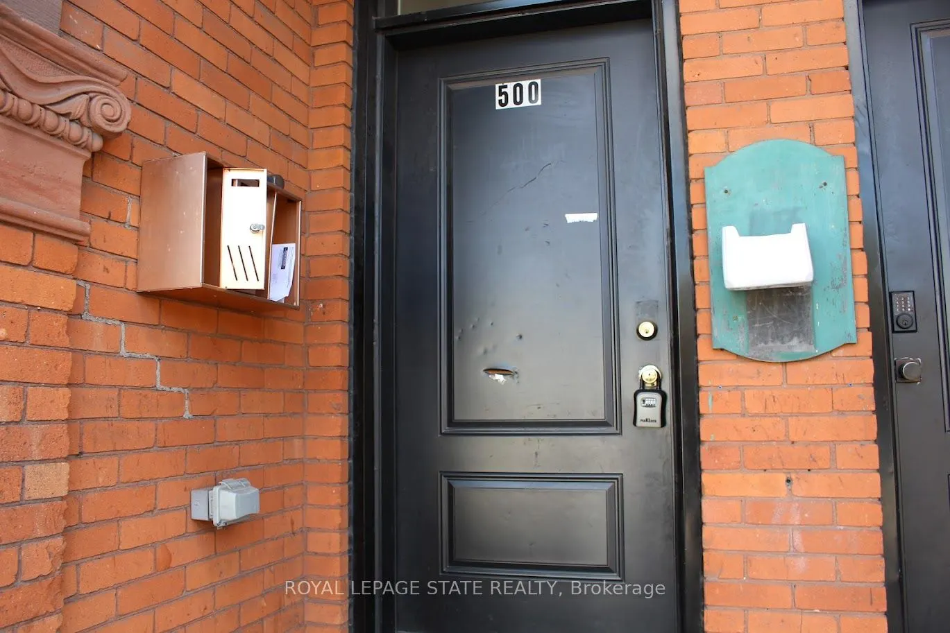 500 Main Street E, #E