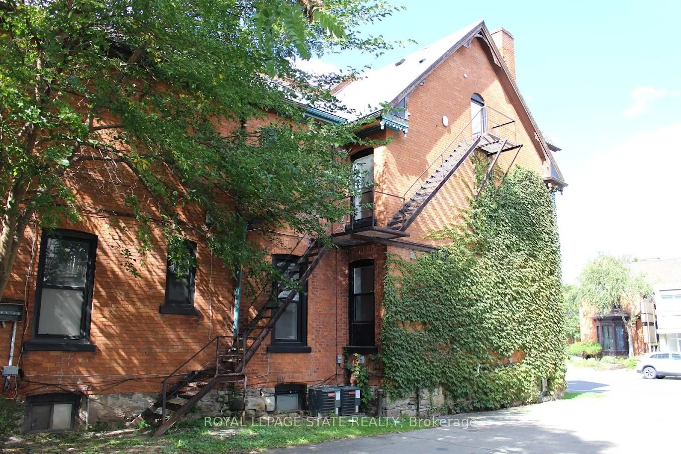 500 Main Street E, #E