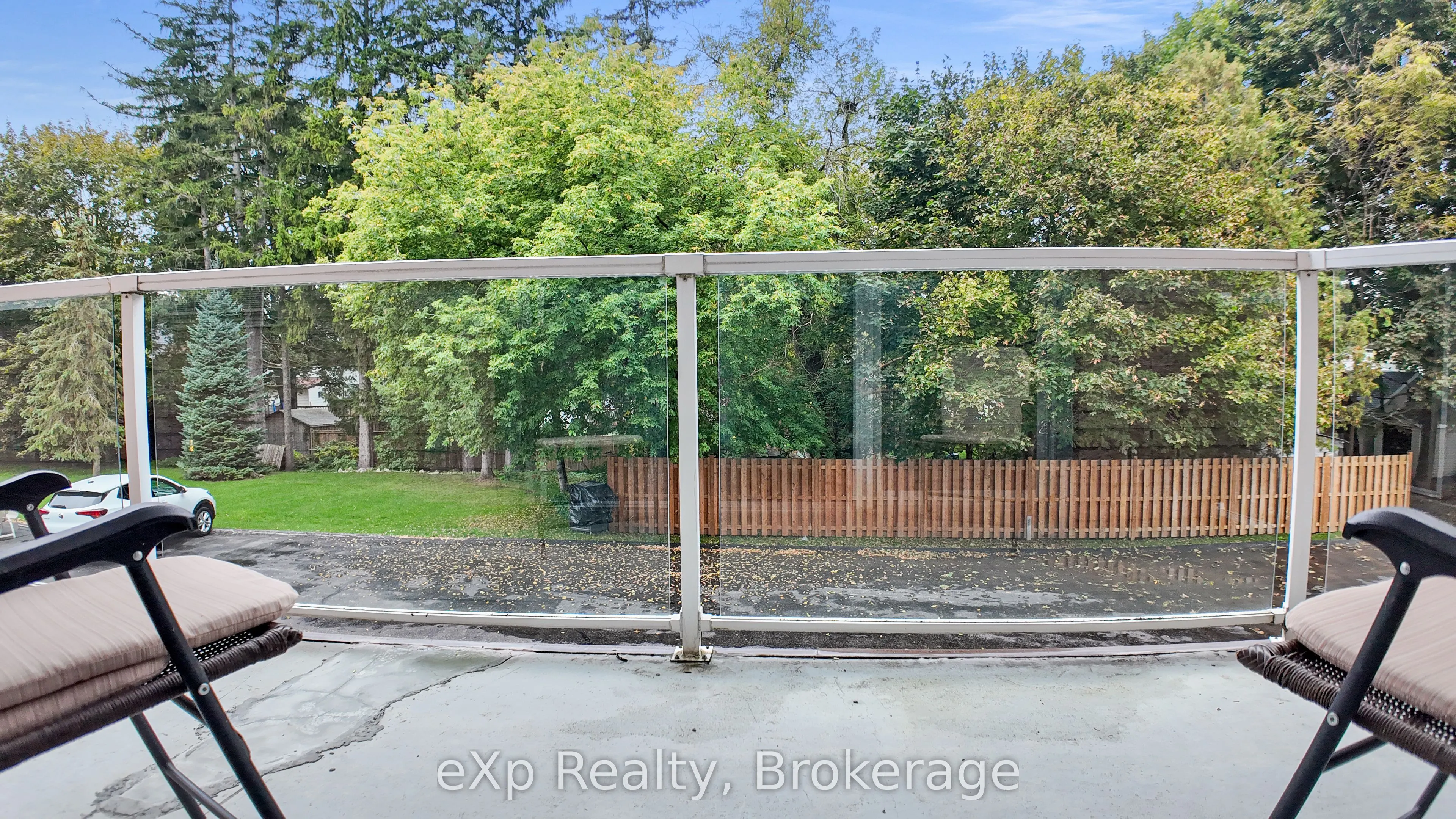 203 McNab Street, #405