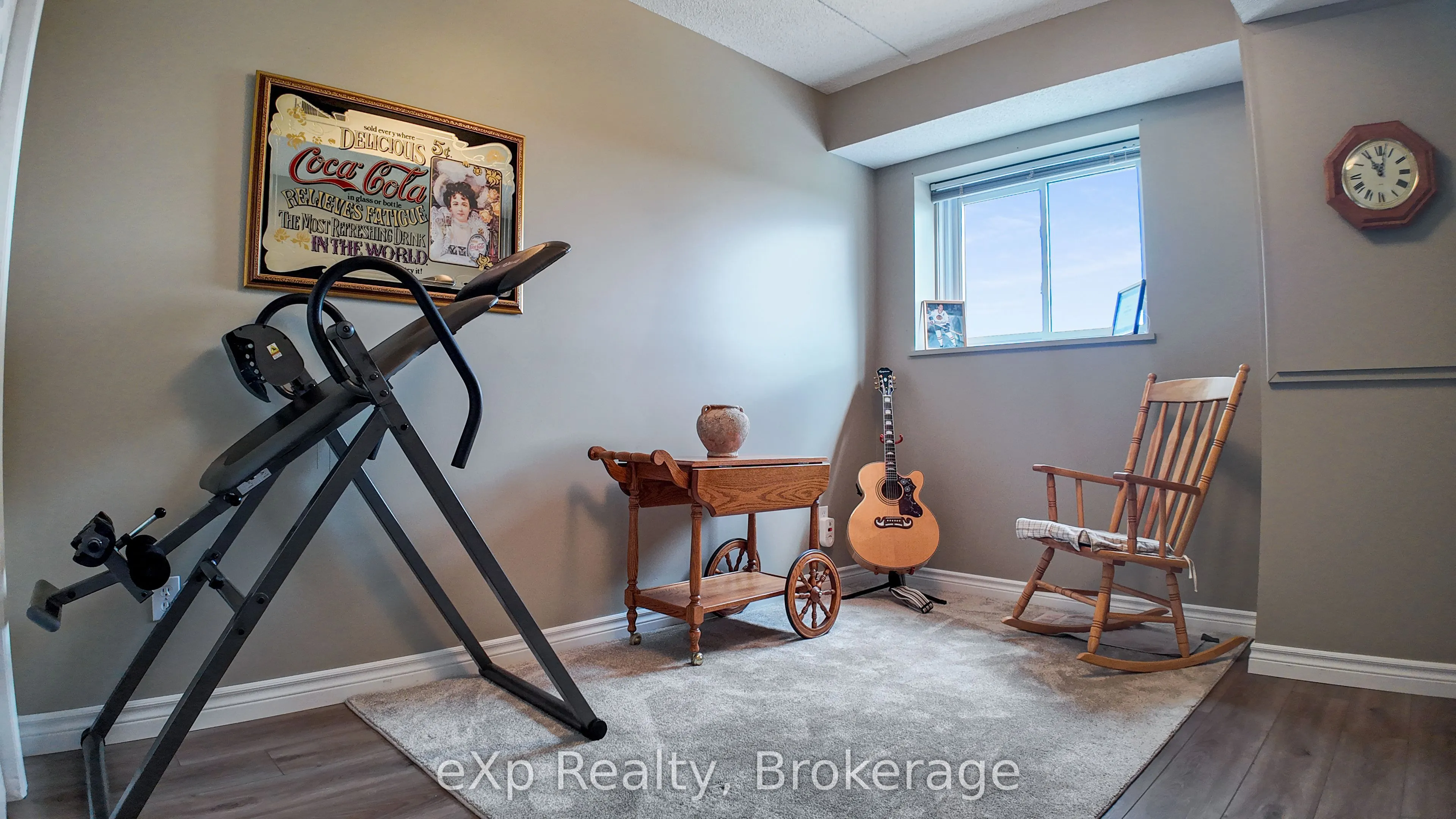 203 McNab Street, #405