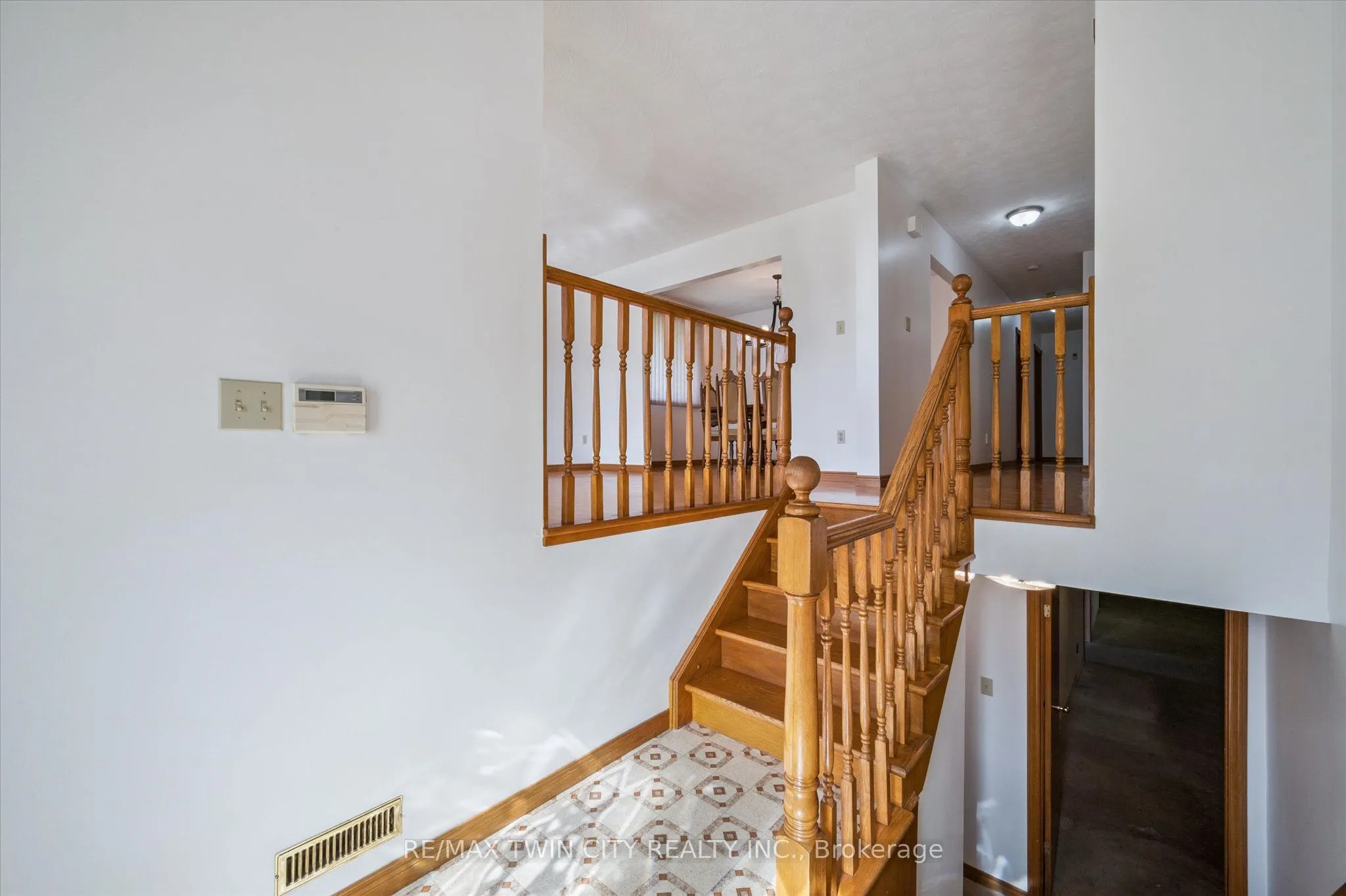 42 Azores Crescent