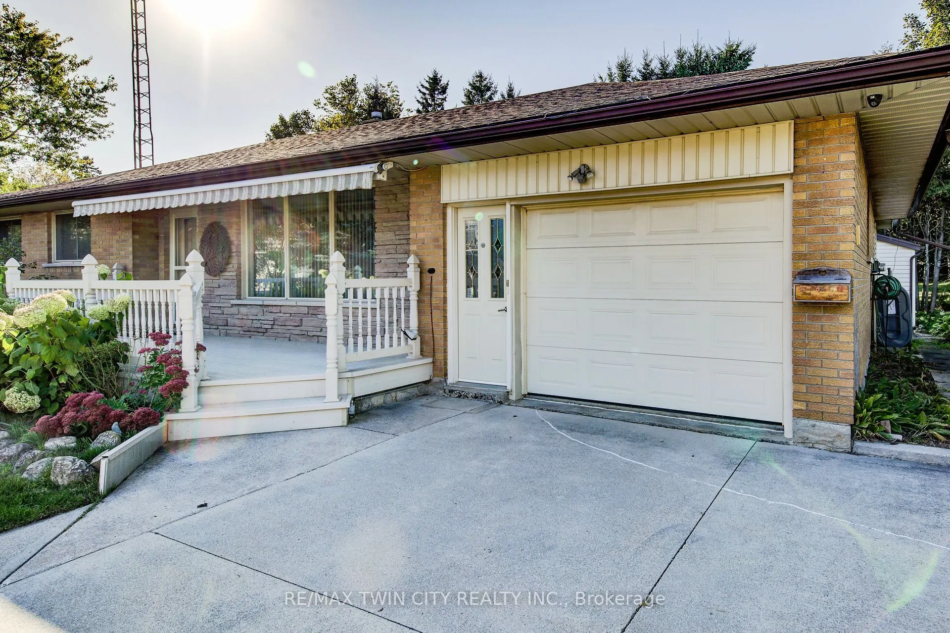 3720 Manser Road