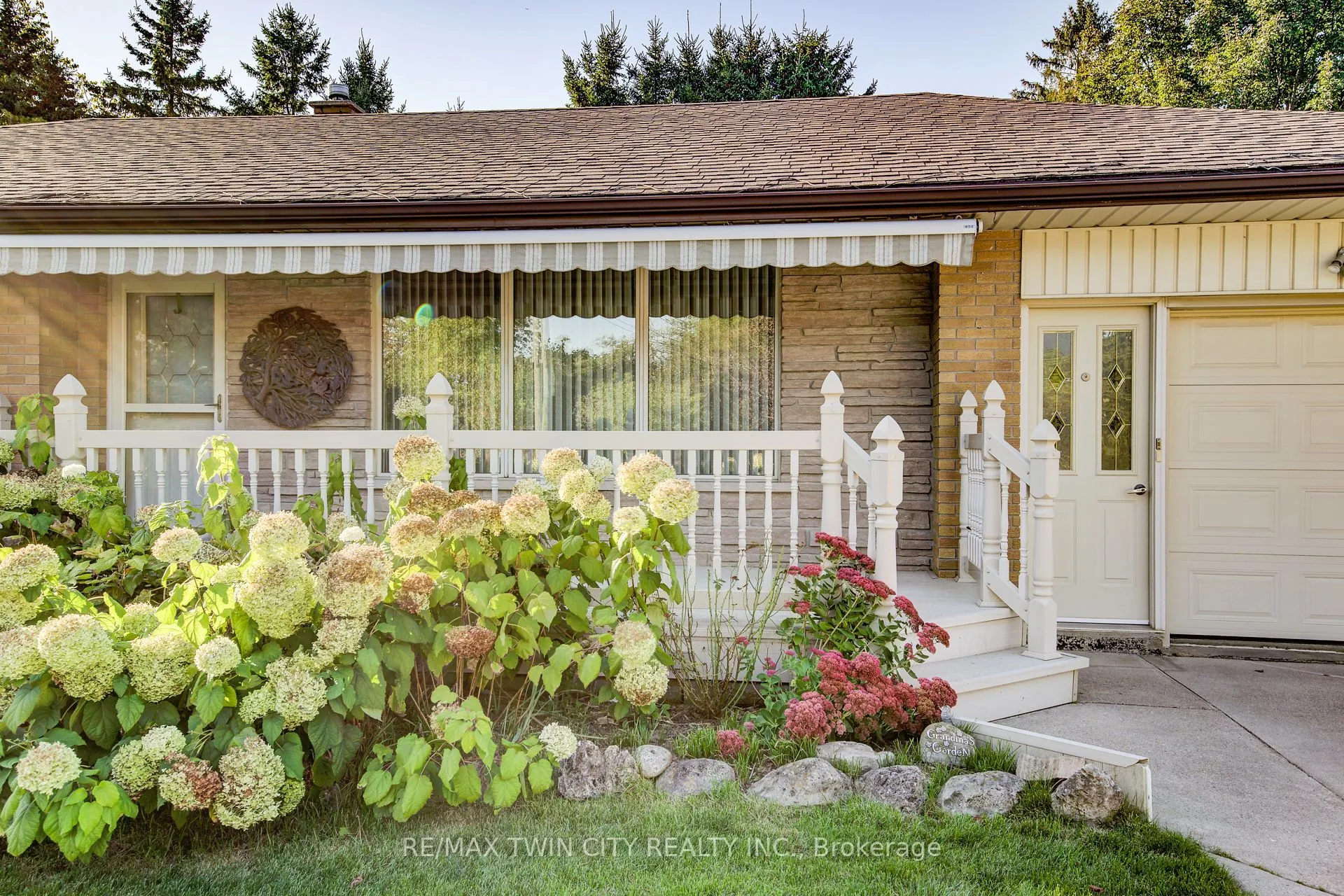 3720 Manser Road