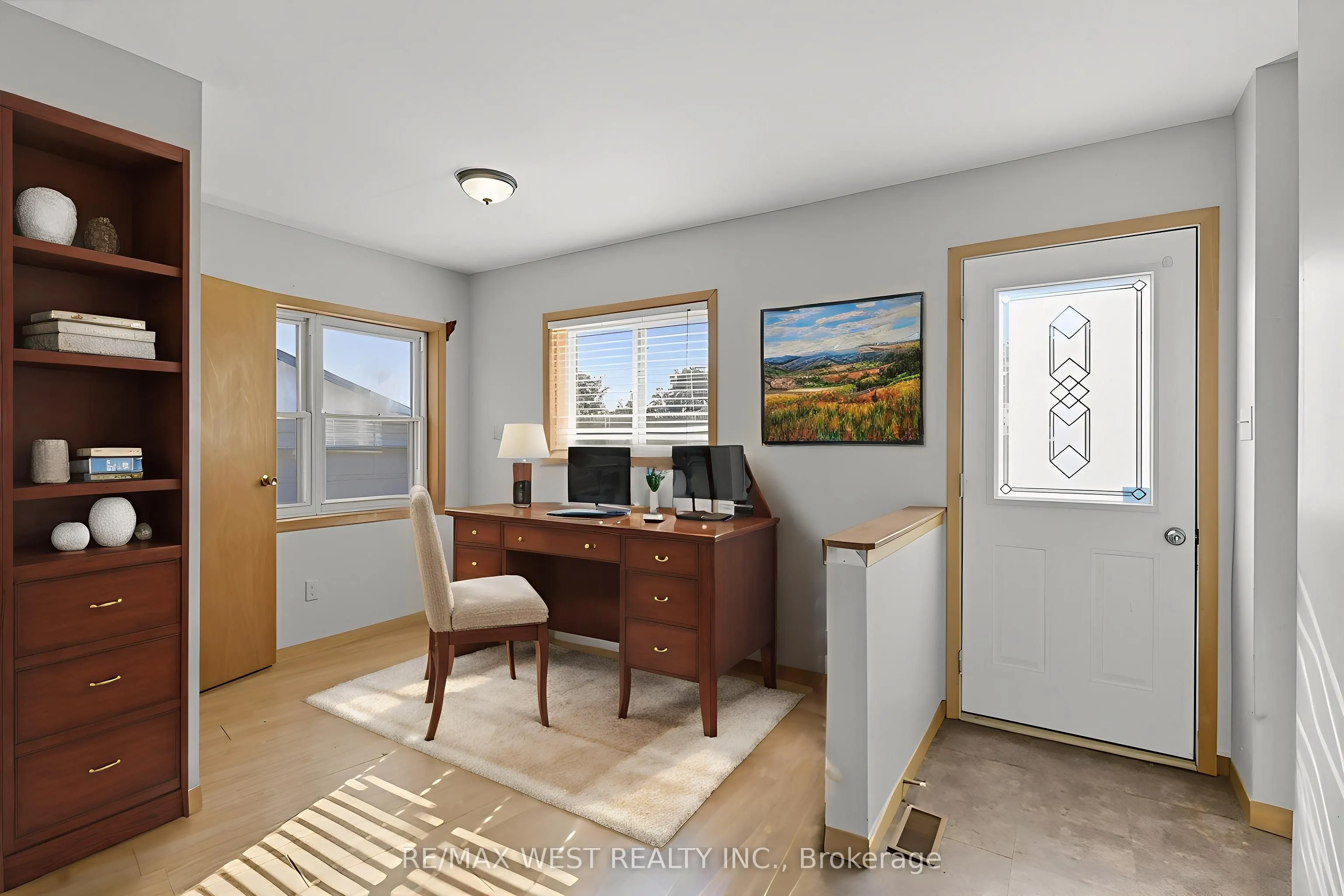 816 Brealey Drive