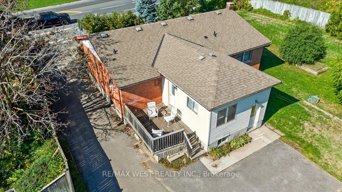 816 Brealey Drive