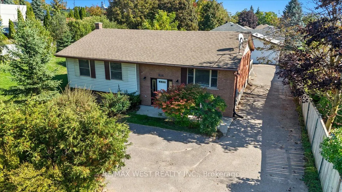 816 Brealey Drive