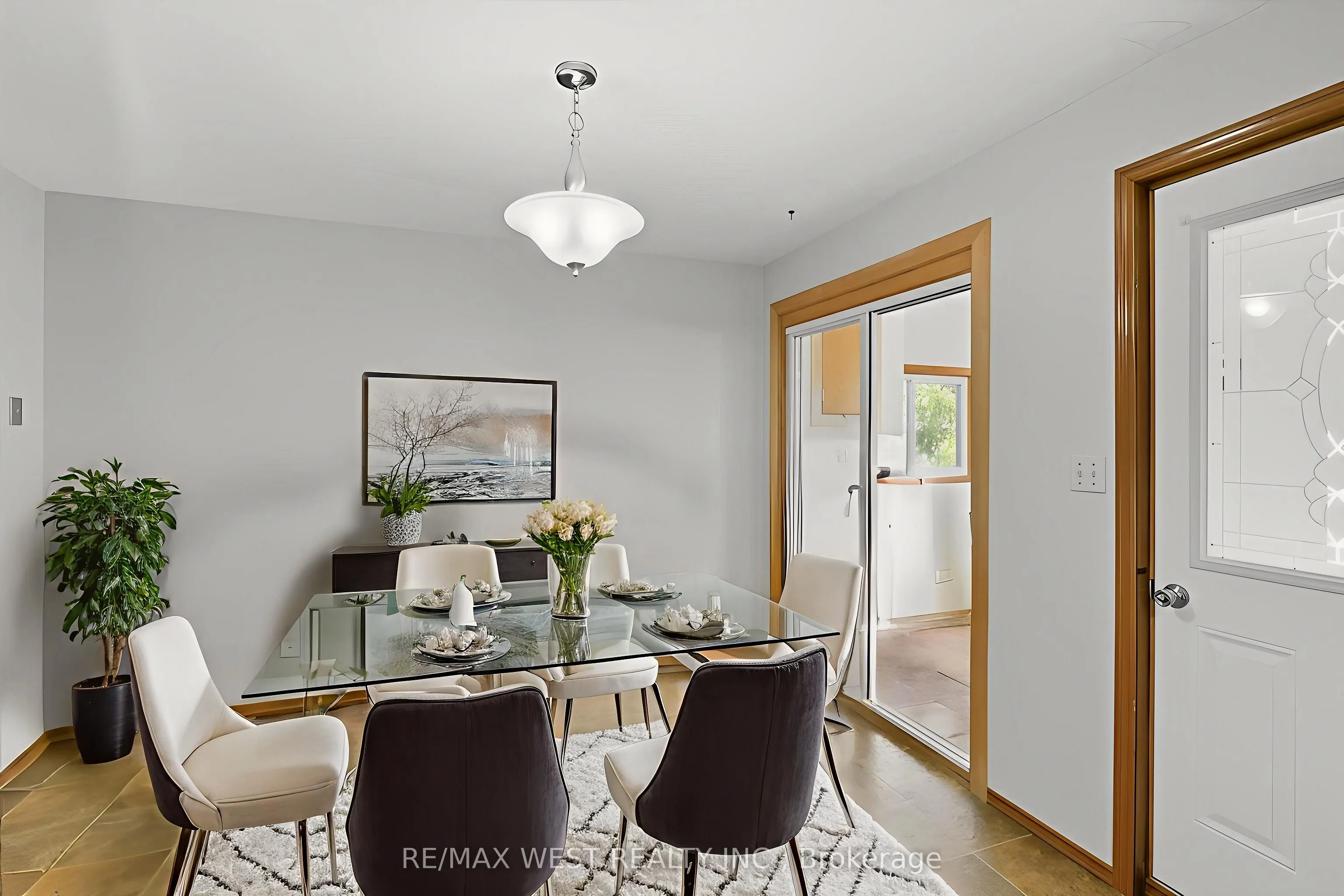 816 Brealey Drive