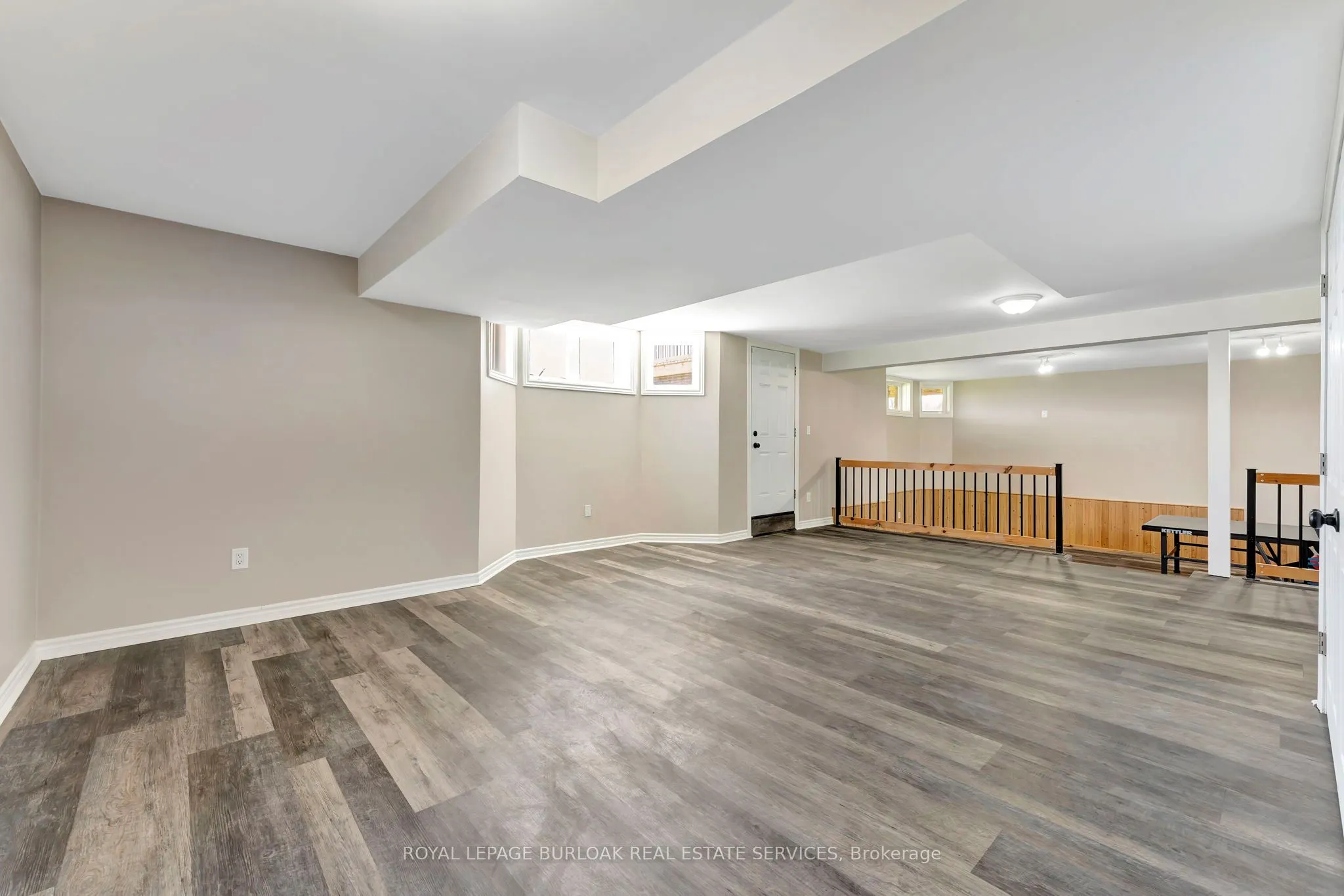 70 Governors Road E