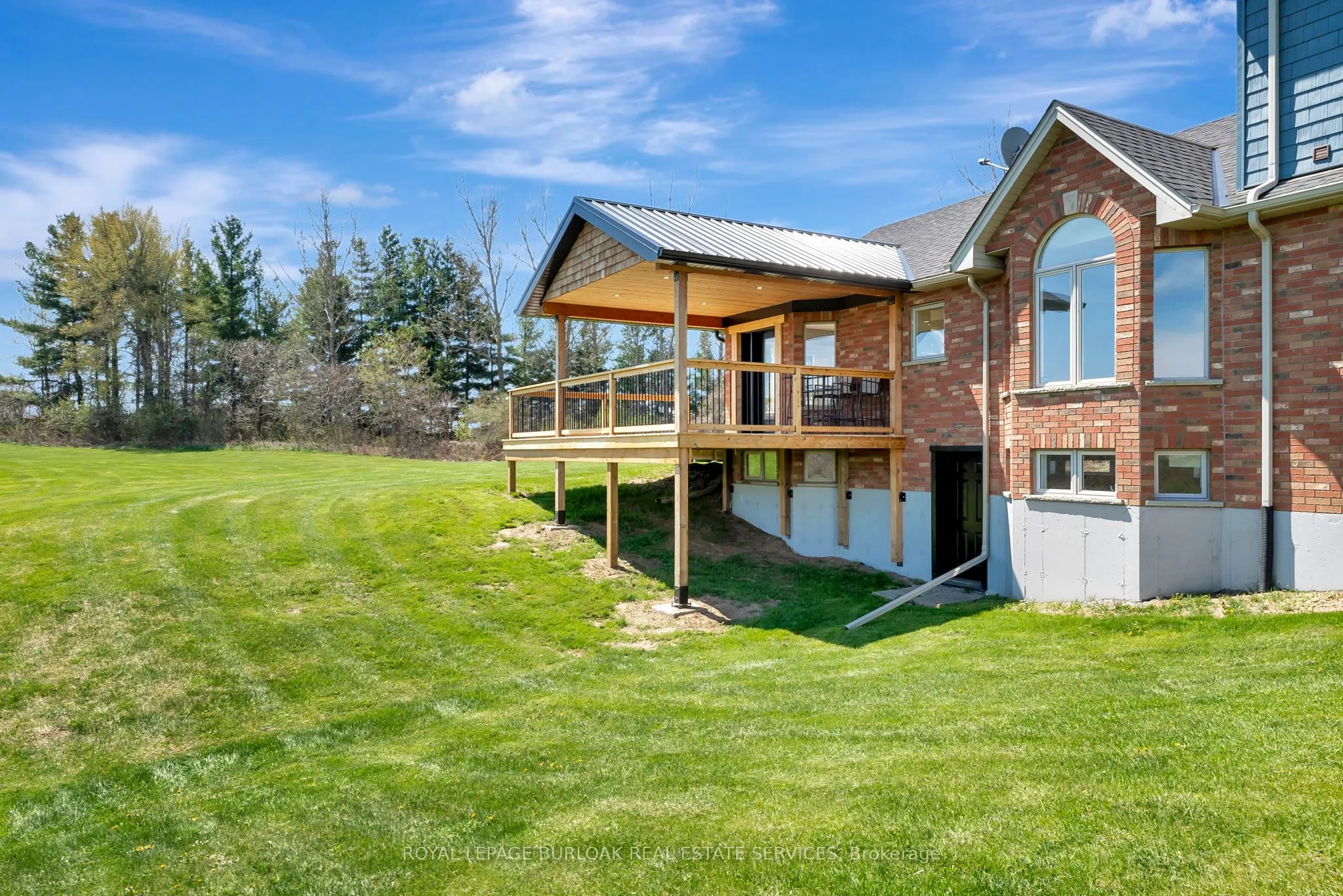 70 Governors Road E