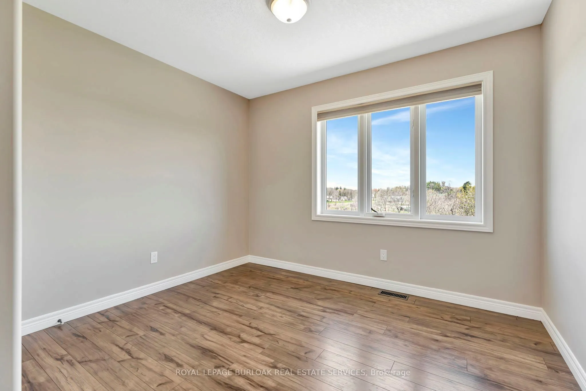 70 Governors Road E