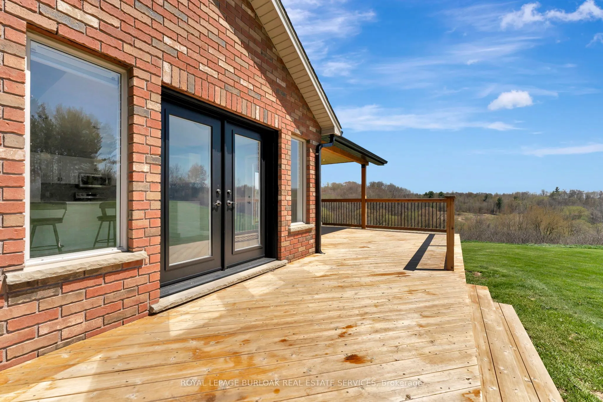70 Governors Road E