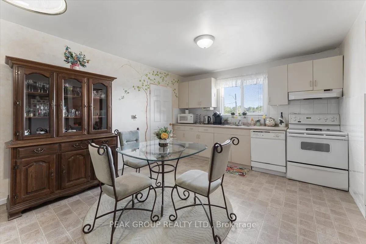 4386 Drummond Road