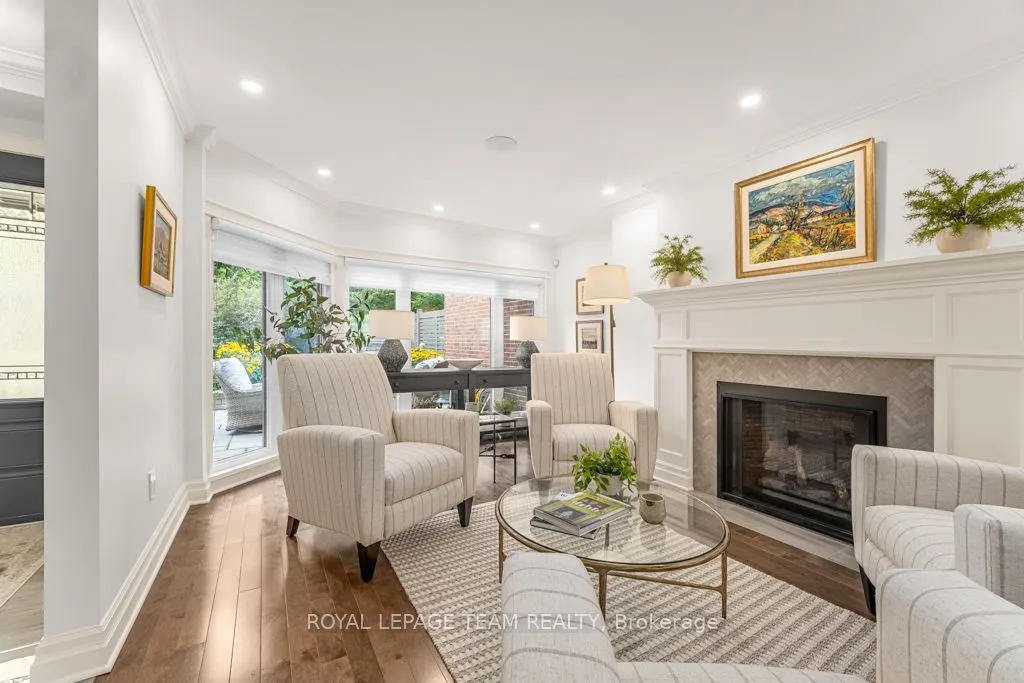 30 Belvedere Crescent, #7