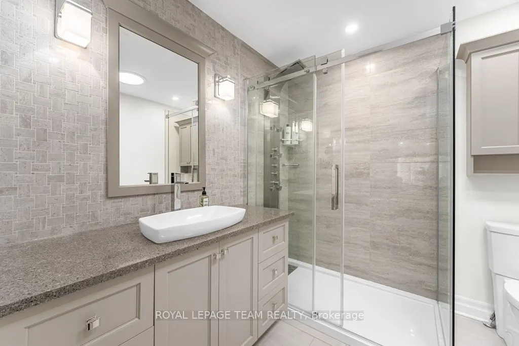 30 Belvedere Crescent, #7