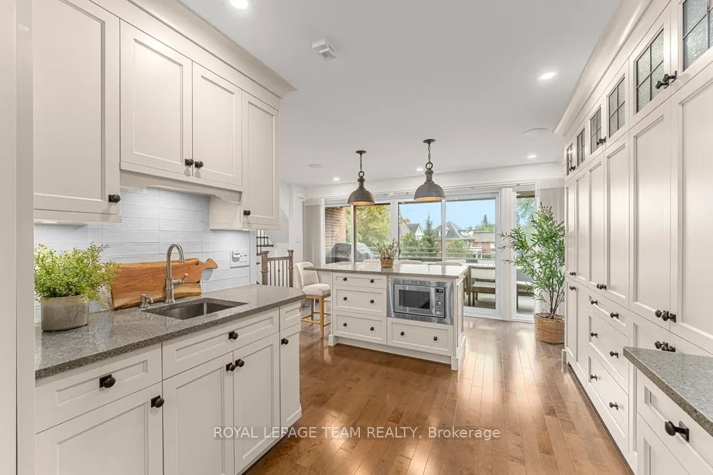 30 Belvedere Crescent, #7