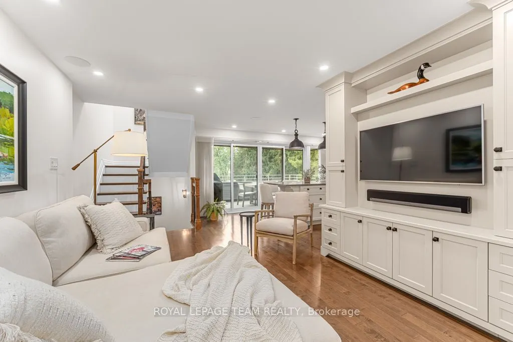 30 Belvedere Crescent, #7