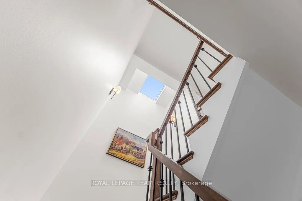 30 Belvedere Crescent, #7