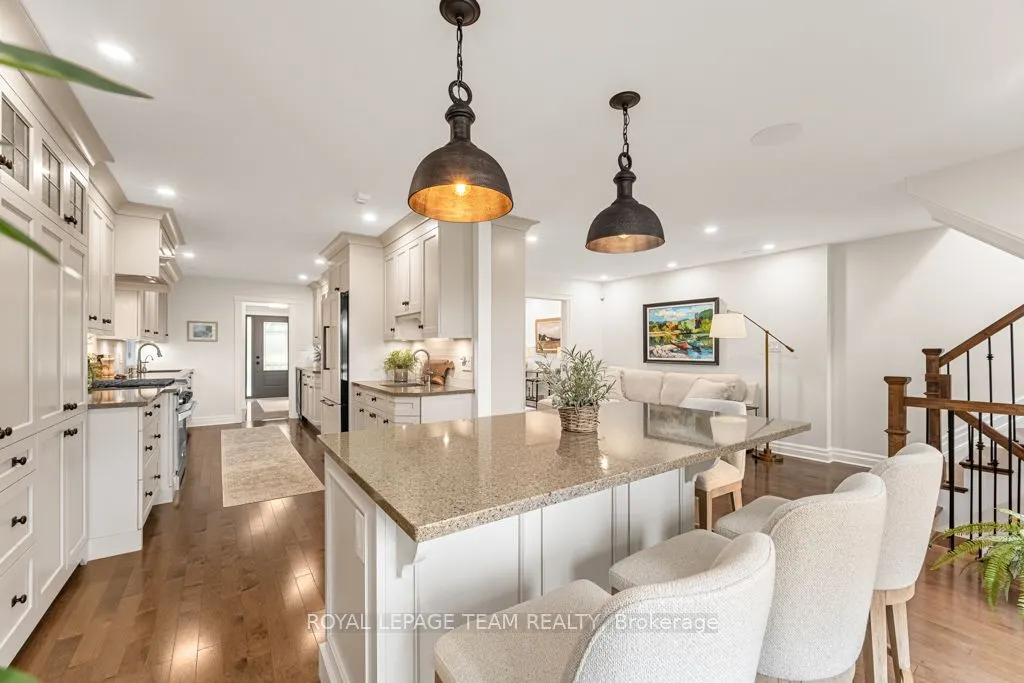 30 Belvedere Crescent, #7