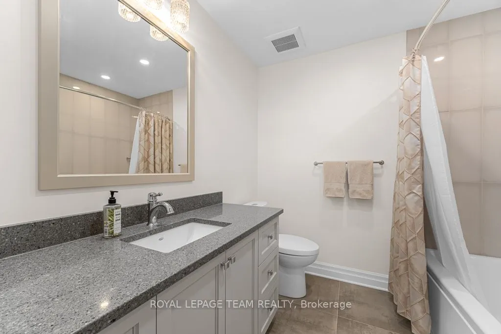 30 Belvedere Crescent, #7