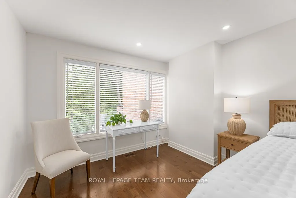 30 Belvedere Crescent, #7