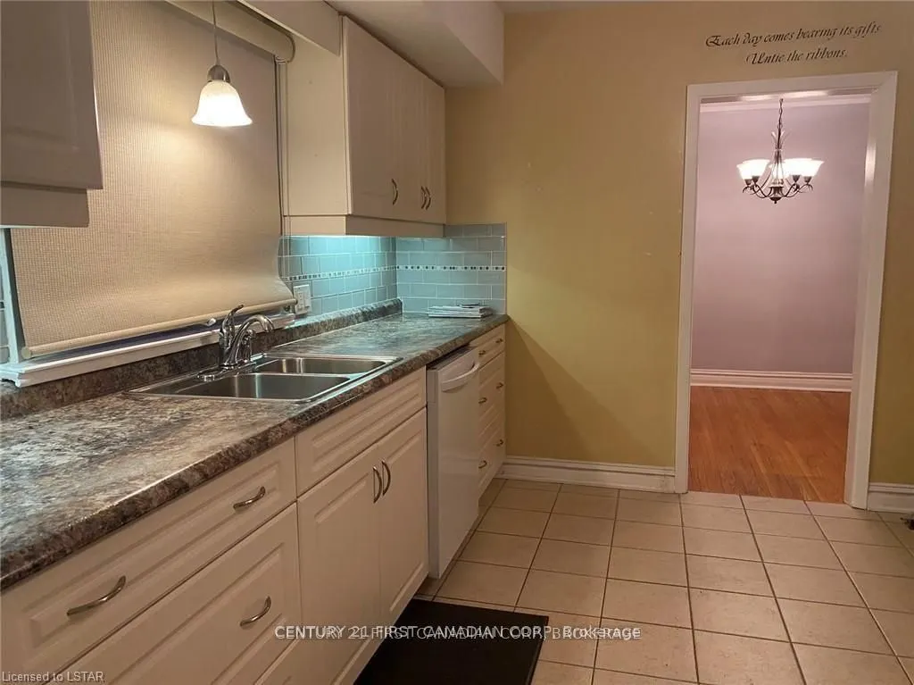 74 DALEVIEW Crescent